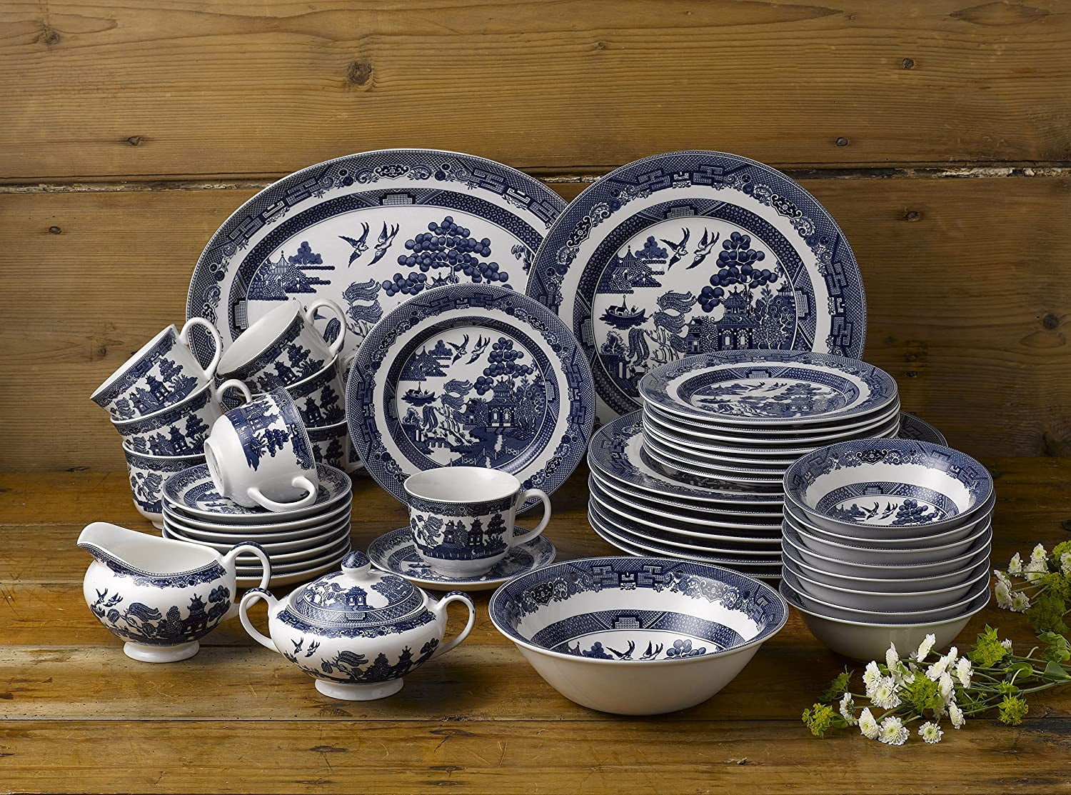 Johnson Brothers Willow Blue 20 Piece Dinnerware Set, Stoneware, Blue