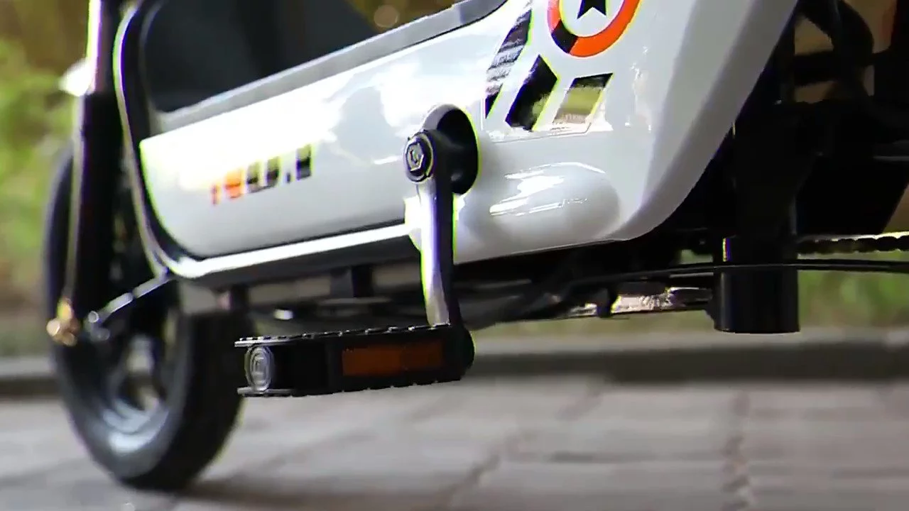 Tiger Jet 500W 48V Electric Scooter With Remote Start, 2 Seats And Detachable Battery Compartment (Updated Version)