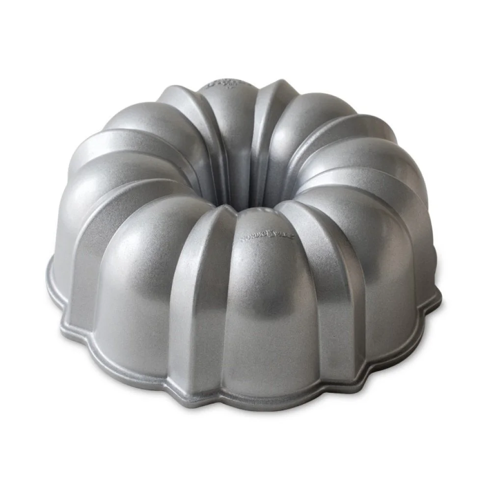 Nordic Ware Original Sparkling Sliver Bundt Pan