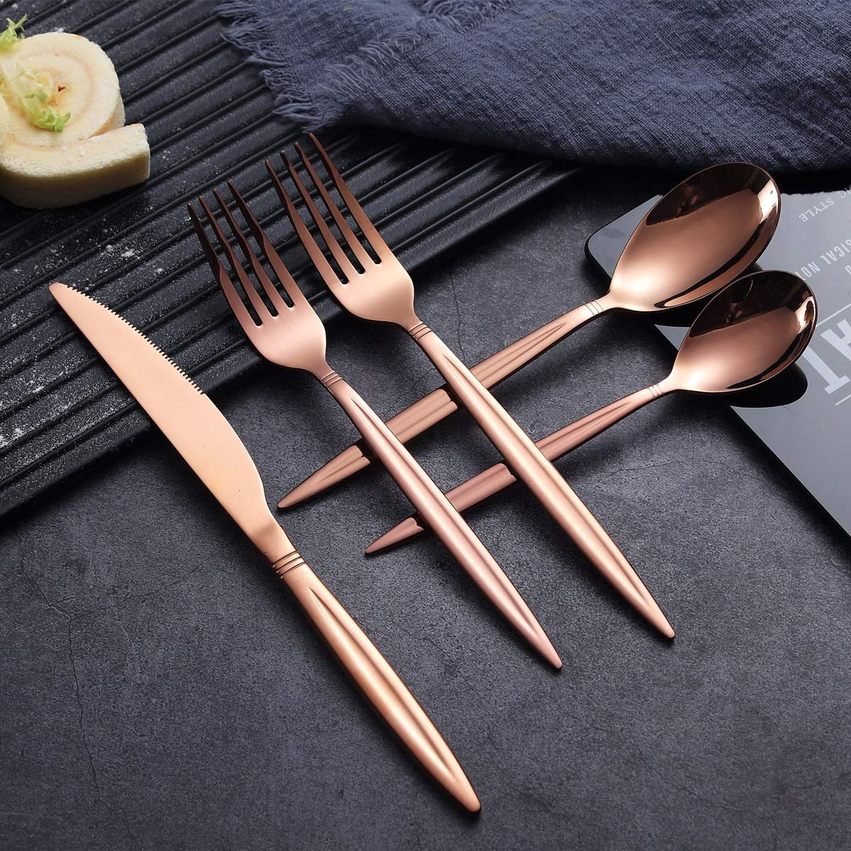 ReaNea Rose Gold Silverware Set 20 Pieces, Flatware Set, Cutlery Set Service For 4