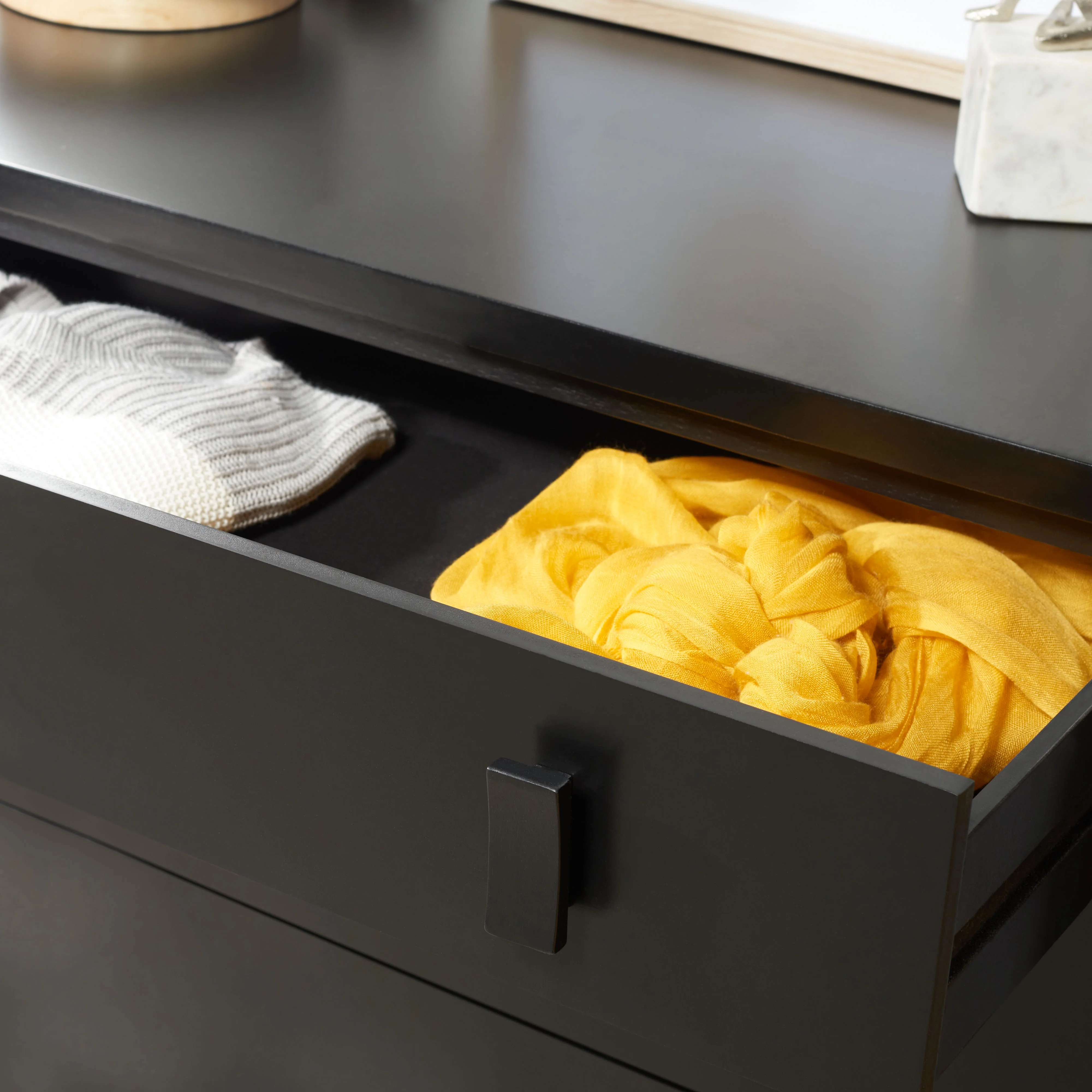 SAFAVIEH Genevieve Mid-Century Retro 3 Drawer Dresser, Cream/White Washed (36 in. W x 18 in. D x 36 in. H)