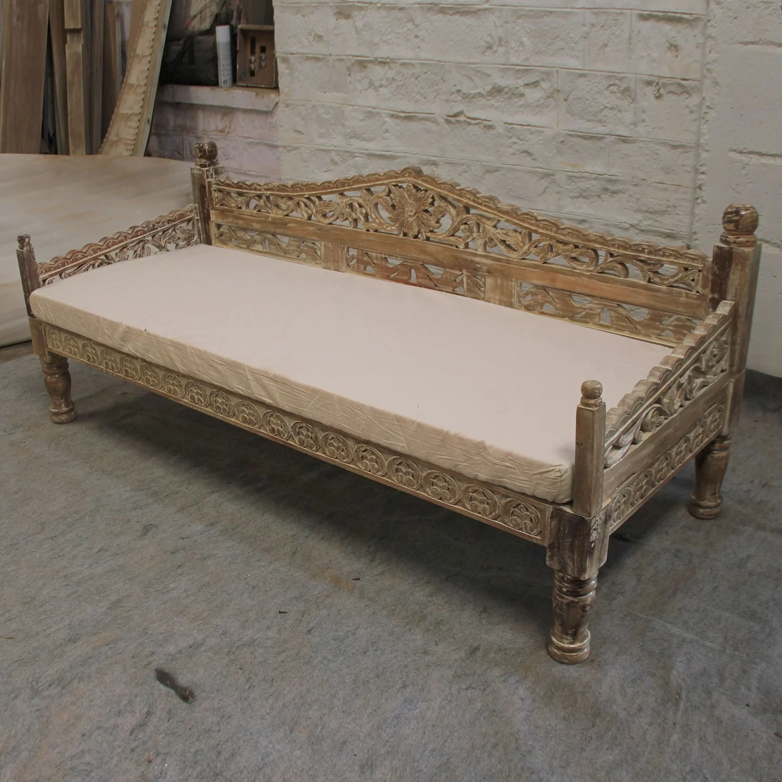 AMINA Floral Hand Carved Indian Solid Wood Sofa Daybed Limewash
