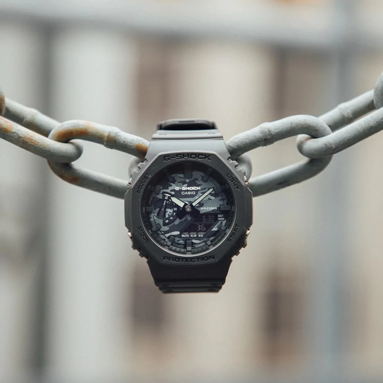 Casio Men's G-Shock Quartz Watch with Plastic Strap, Grey, 21 (Model: GA-2100CA-8AER)