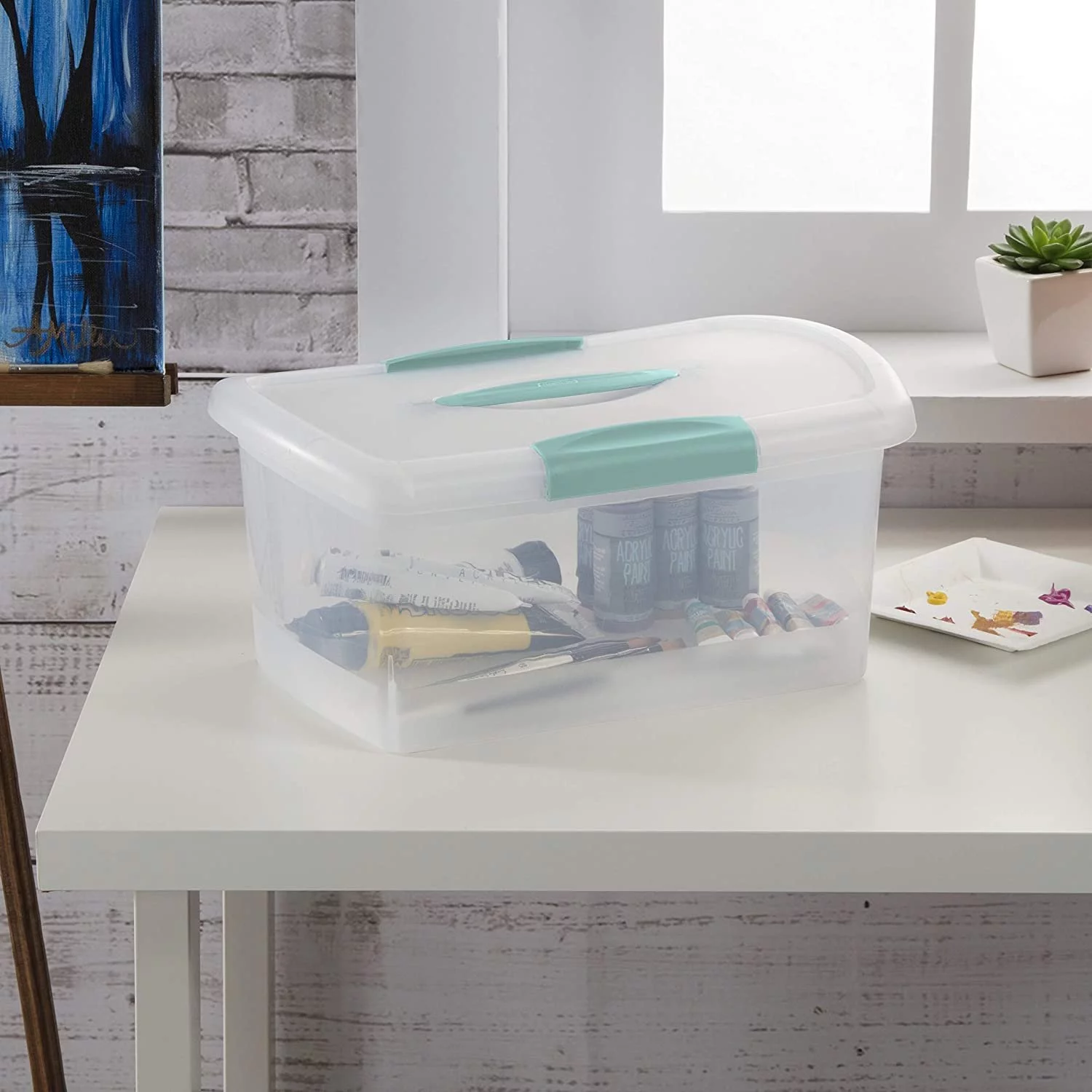 Sterilite 18748606 Medium Nesting ShowOffs, Clear with Blue Aquarium Handle and Latches, 6-Pack