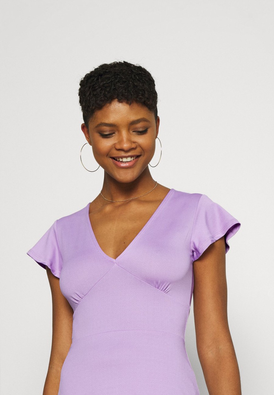 Sale Even&Odd Soldes En Ligne Robe en jersey robes col en v profond femme XS