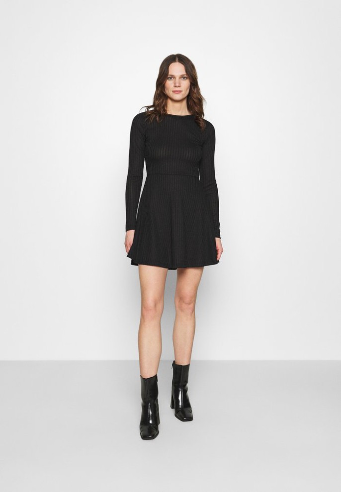 Discount Zign Jersey Dress – Black L