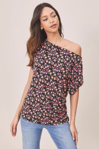 Cheap Lipsy Black Ditsy Short Sleeve Jersey Slash Neck Top UK 6