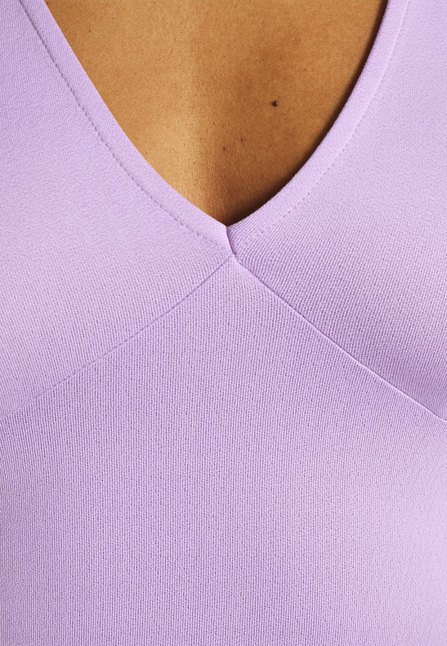 Sale Even&Odd Soldes En Ligne Robe en jersey robes col en v profond femme XS