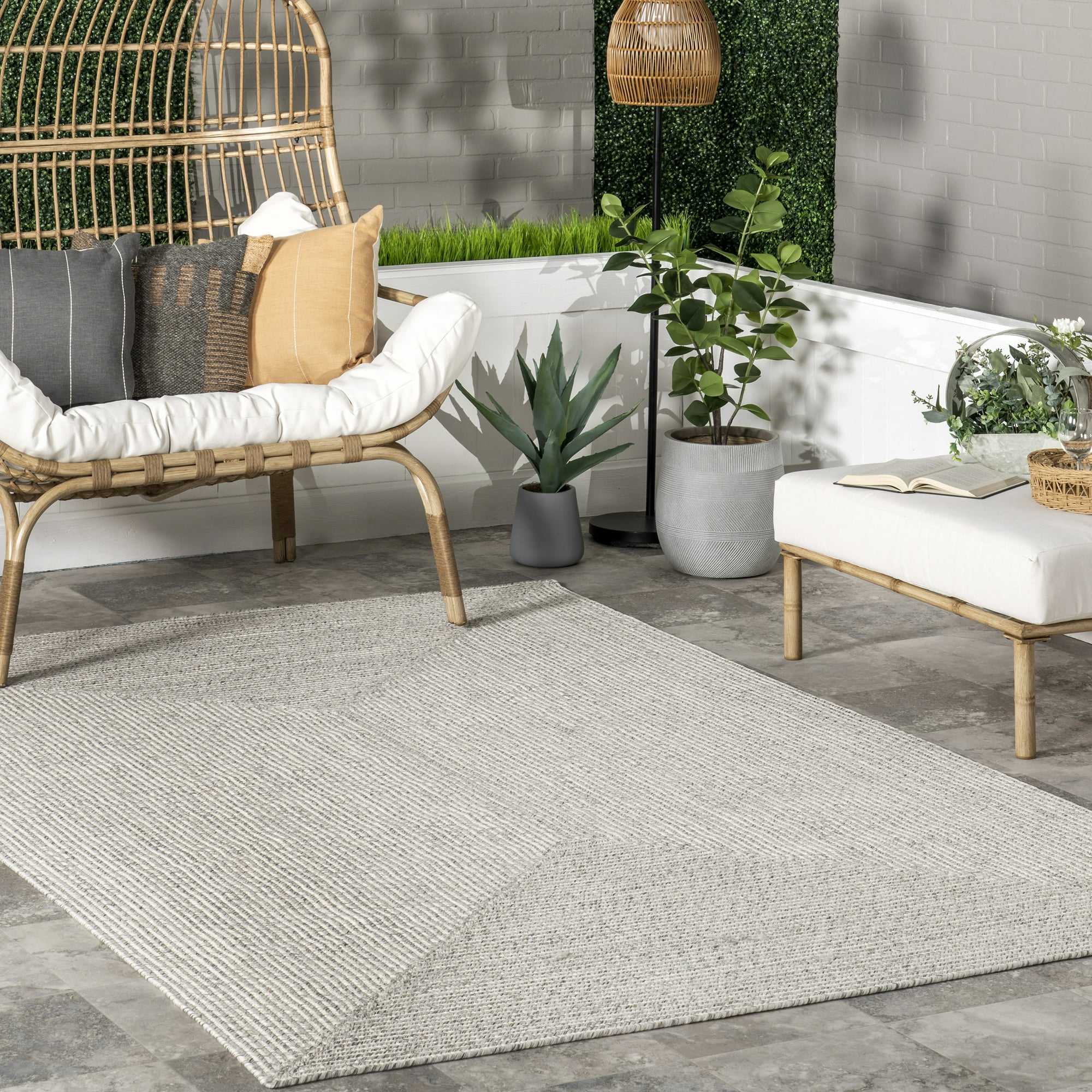 nuLOOM Wynn Braided Indoor/Outdoor Area Rug, 8' 6