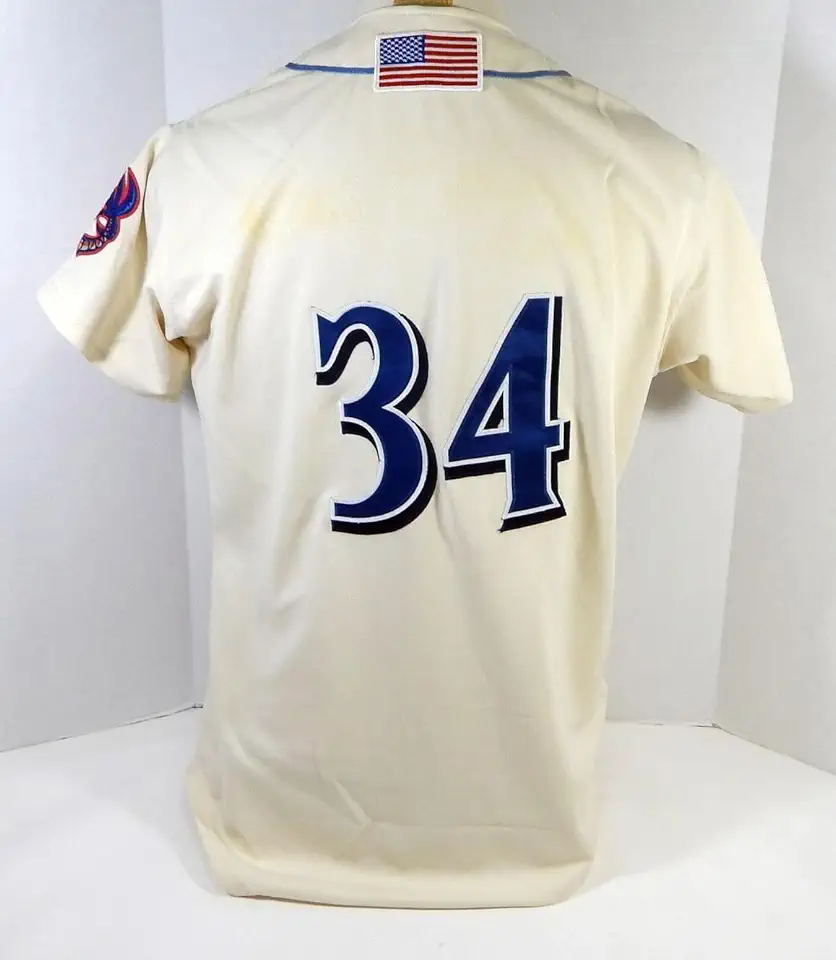 2009 Philadelphia Phillies #34 Game Used Cream Jersey 25th Patch NP Removed 46 0 - Game Used MLB Jerseys