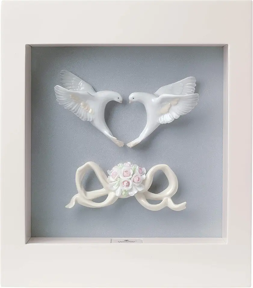 LLADRÓ Romantic Doves Wall Art. Porcelain Doves Figure.