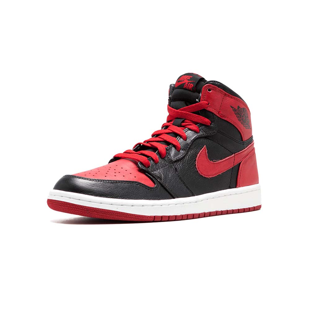Air Jordan 1 Retro High 'Banned' 2011