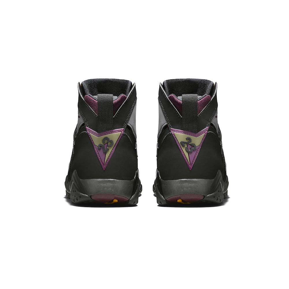 AIR JORDAN 7 RETRO 'BORDEAUX' 2015