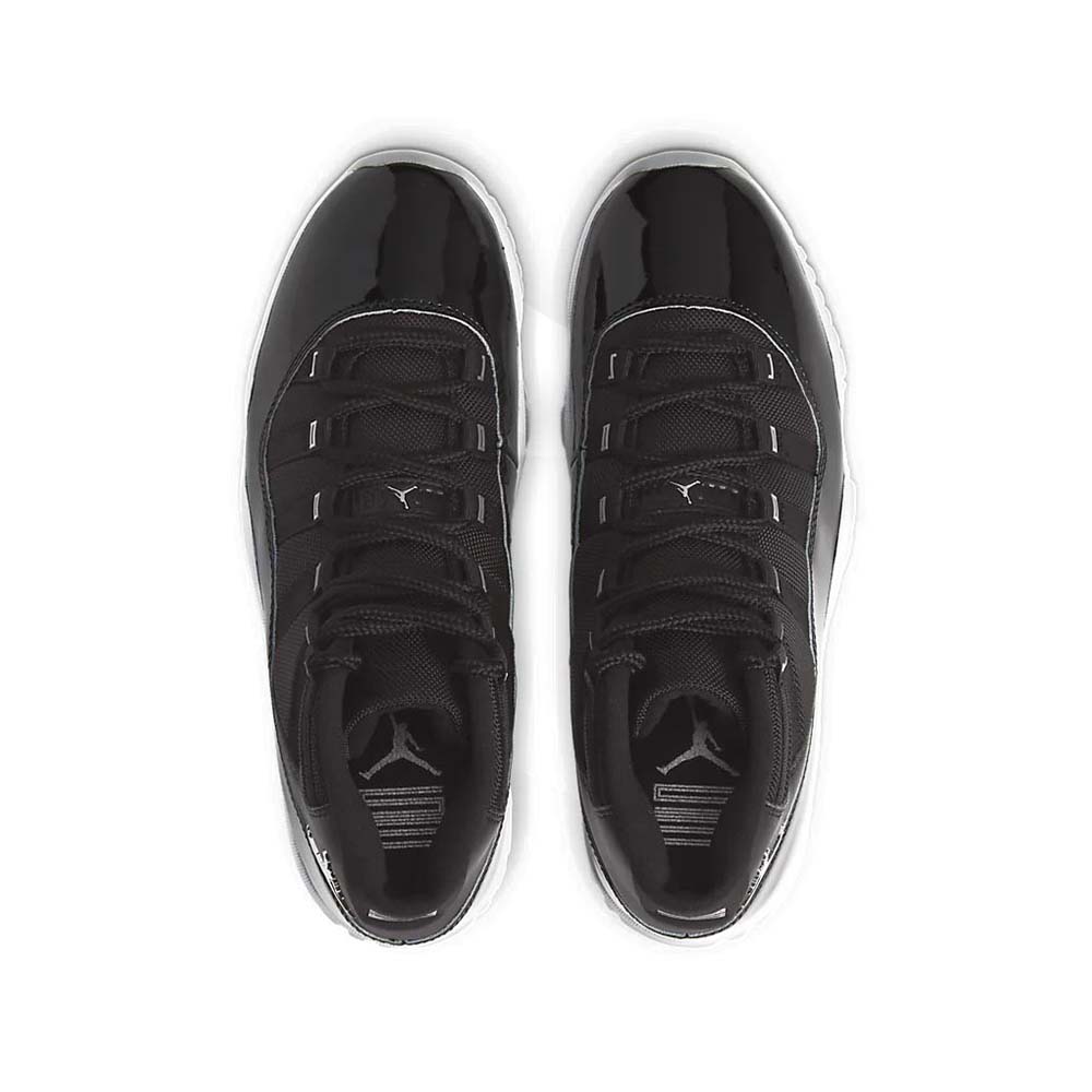 Air Jordan 11 Retro 'Clear Black'
