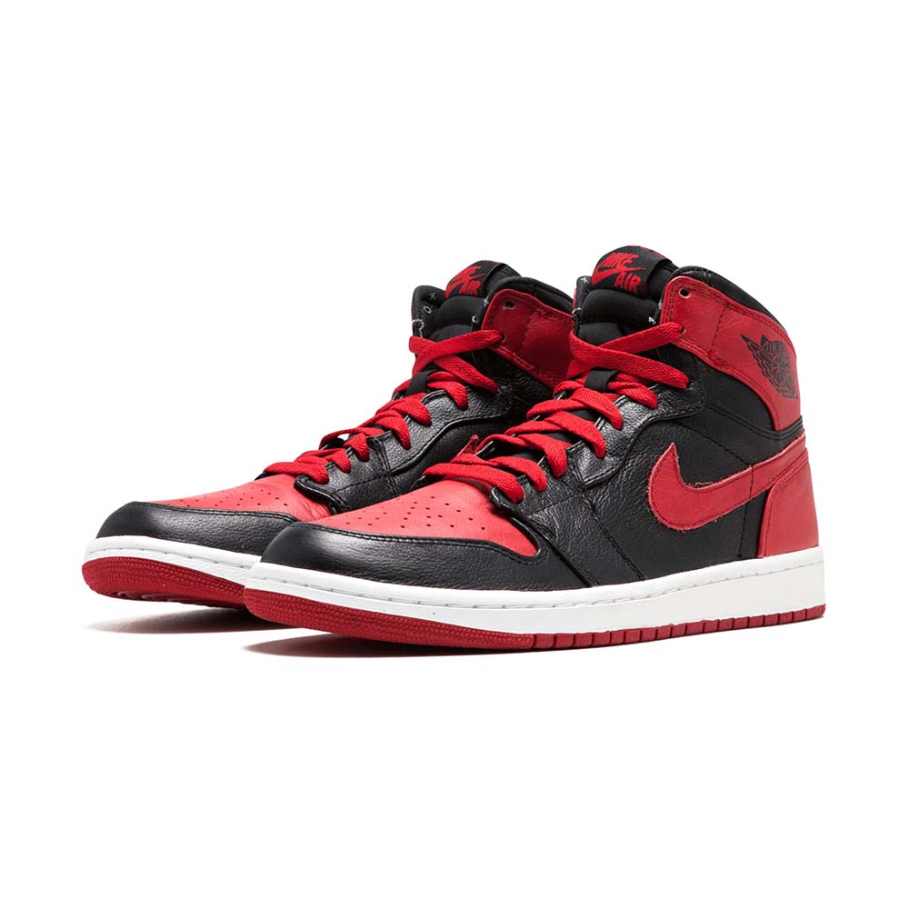Air Jordan 1 Retro High 'Banned' 2011