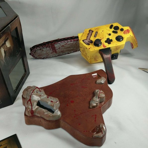 Resident Evil 4 Chainsaw Controller Nintendo Gamecube Capcom w Case