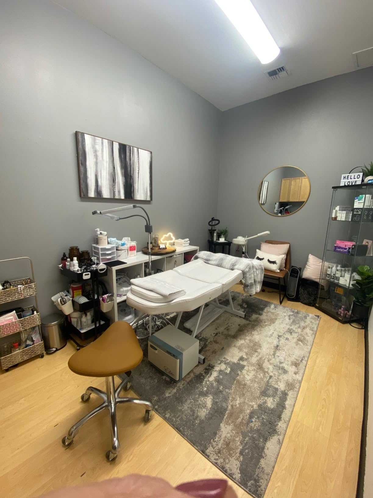 FRNIAMC Professional Saddle Stool with Wheels Ergonomic Swivel Rolling Height Adjustable