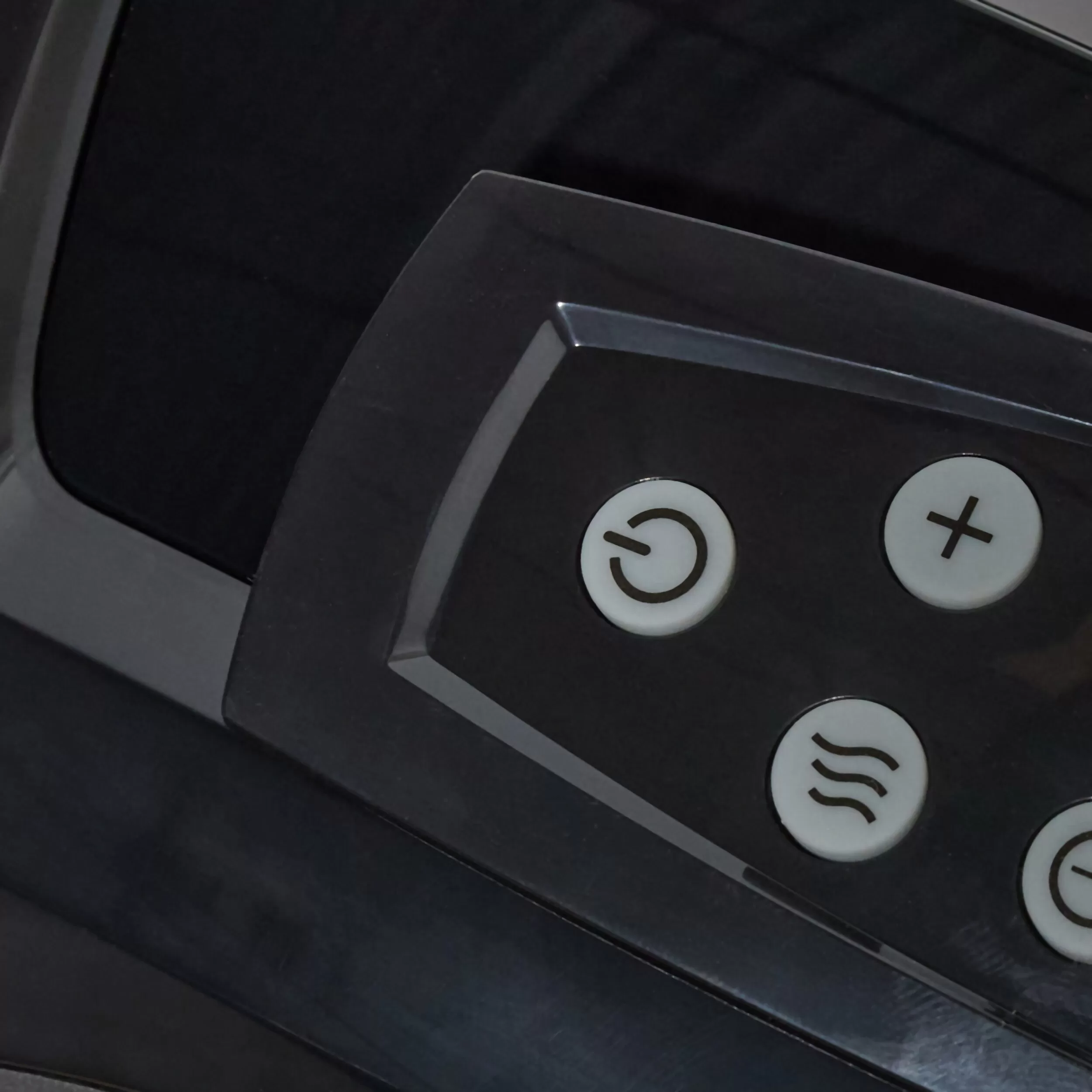 Vornado Up to 1500-Watt Fan Compact Personal Indoor Electric Space Heater with Thermostat and Remote Included