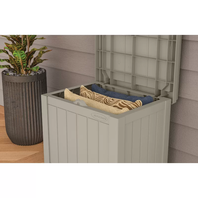 Suncast SS601 22 Gal. Deck Box with Seat, Light Taupe