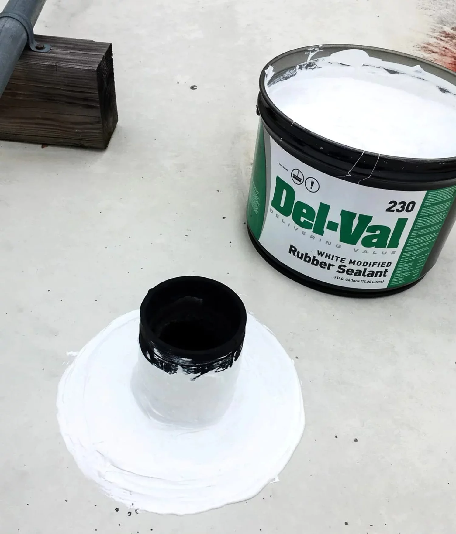 Del-Val 230 Rubber Sealant (1 Gal.) - A Multi-Purpose Product Designed as a Metal Roof Sealant. Camper Roof Sealant. Waterproof Wood Sealer and Much More.