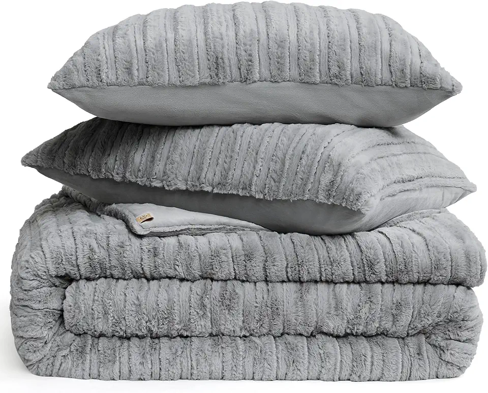 UGG 13081 Kenzie Full-Queen Comforter Set Silky Soft Luxury Hotel Collection All Season Plush Faux Fur Mircomink Cozy Comfort Bedding Set Blanket Comforter Set and Two Pillow Shams, Full/Queen, Seal