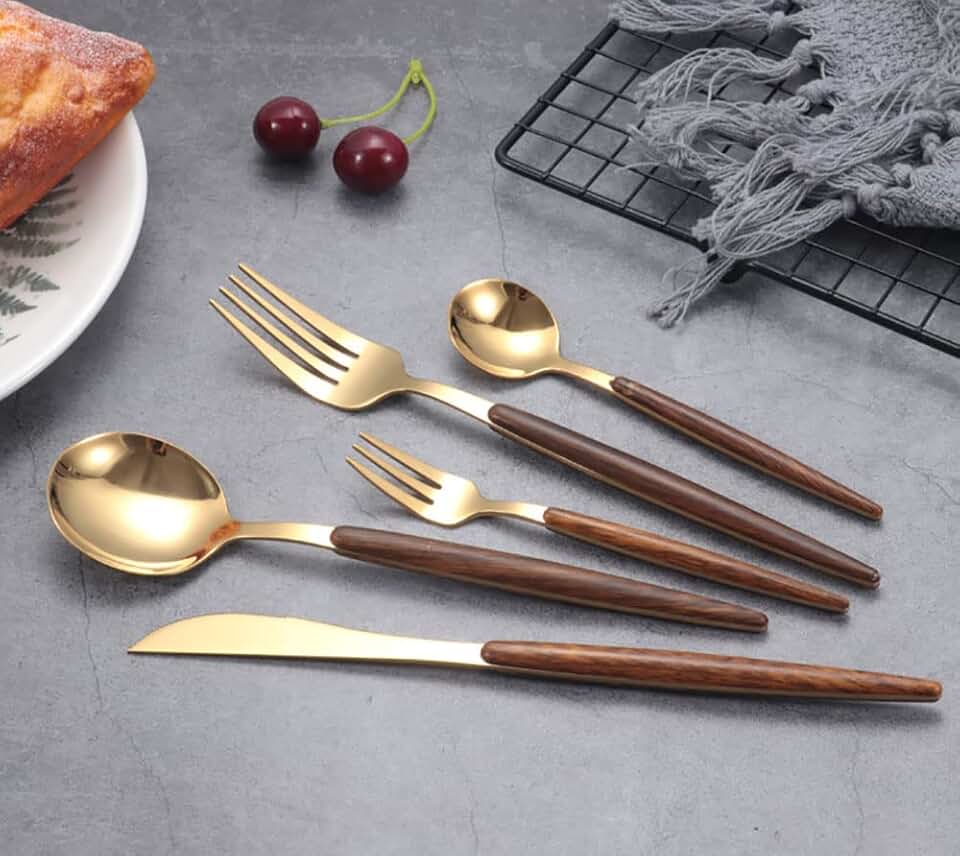 Gold Silverware Set Stainless Steel Flatware Set for 18, Cutlery Utensils Set 90-Piece Knives/Forks/Spoons Dinnerware Set for Restaurant Hotel Family Gatherings Daily (Wooden Effect Handle)