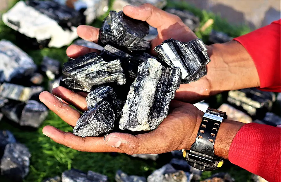 Lot 10kg/22lb Natural Black Tourmaline Crystal Schrol Rough Raw Healing Decorative Metaphysical Stone Meditation Sacred Tool Feng Shui Aura Gemstone (1)