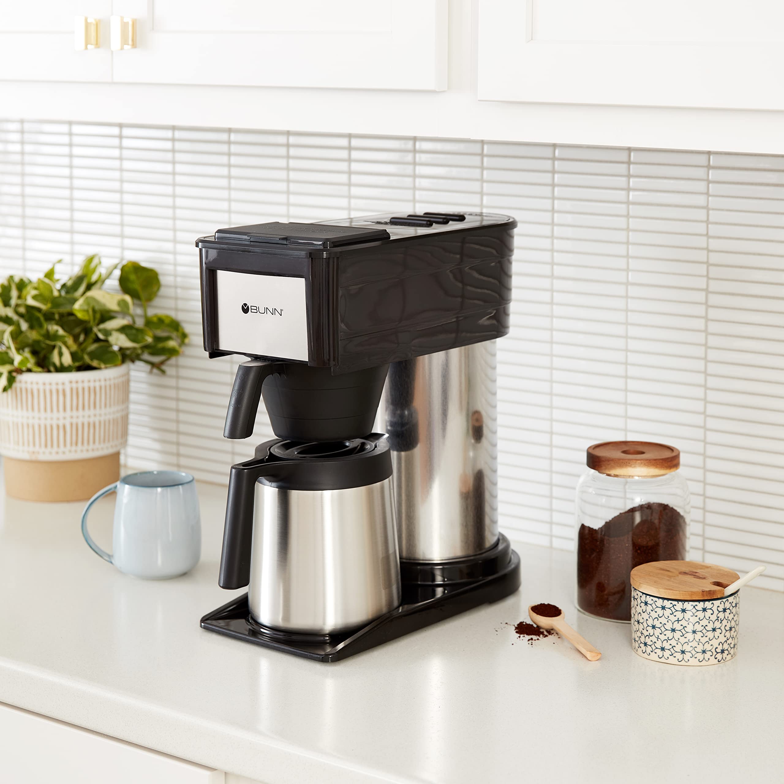 BUNN BT BT Speed Brew 10-Cup Thermal Carafe Home Coffee Brewer, Black