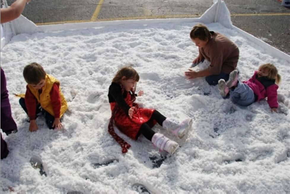 Instant Snow Fake Artificial Snow, Also Great for Making Cloud Slime (300 Gallons)