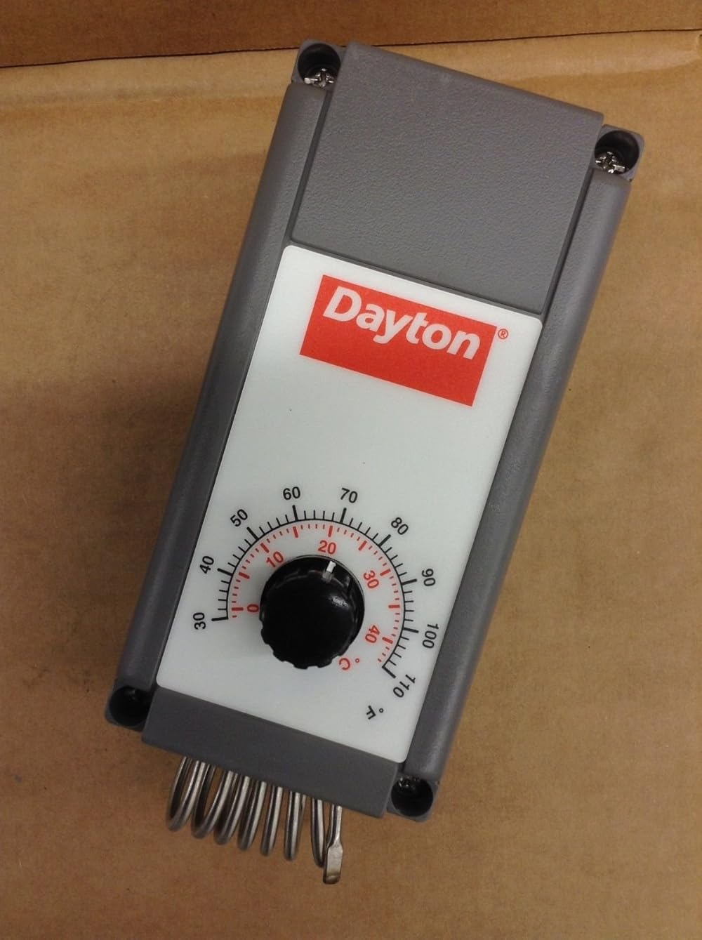 Agricultural Thermostat 4LZ94 Control Coil Bulb NEMA 4X 30/100 F DAYTON