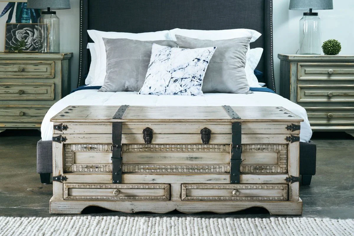 Emilio Coffee Table Trunk