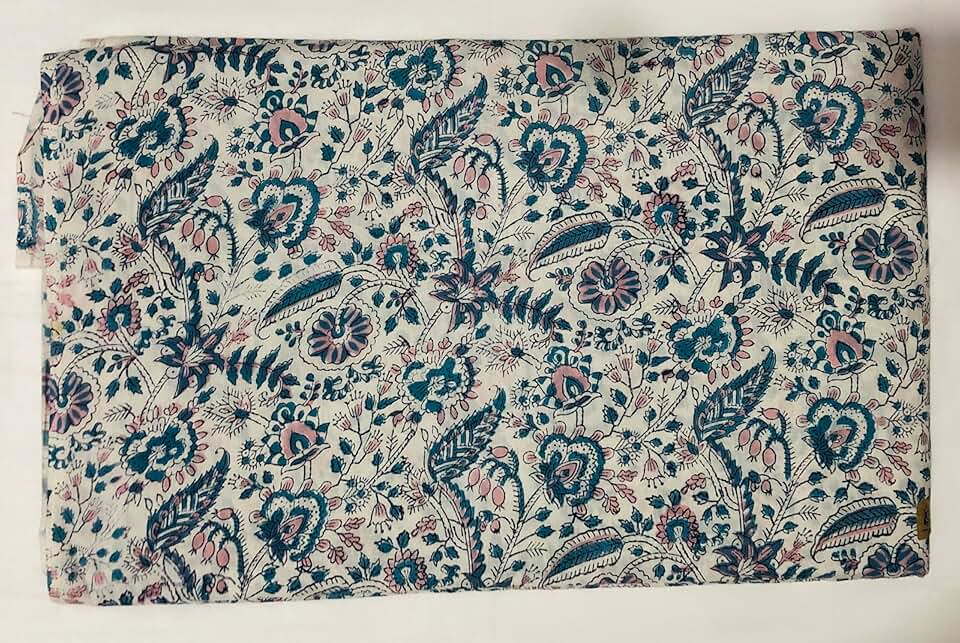 Aashita Creations 100% Cotton by The Yard Fabric I Dressmaking Rug Making Craft Sewing Materiel DIY Floral Print Fabric_1199