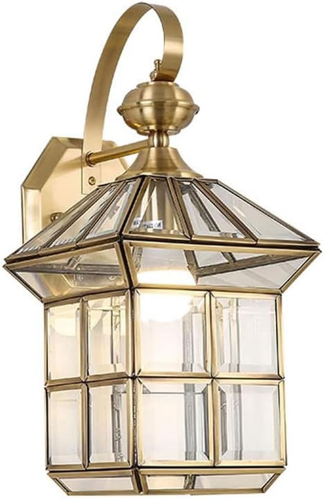 Brass Classic Outdoor Wall Sconce Retro Exterior Coach Light Vintage Wall Light Copper Housing Porch Lights Wall Mount Glass Shade Exterior Wall Lamp for Garden Door Front