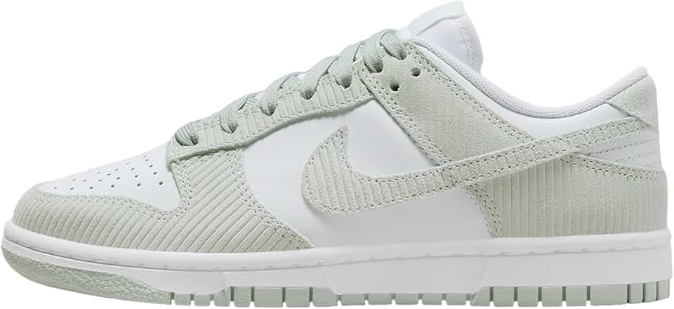Nike womens Dunk Low