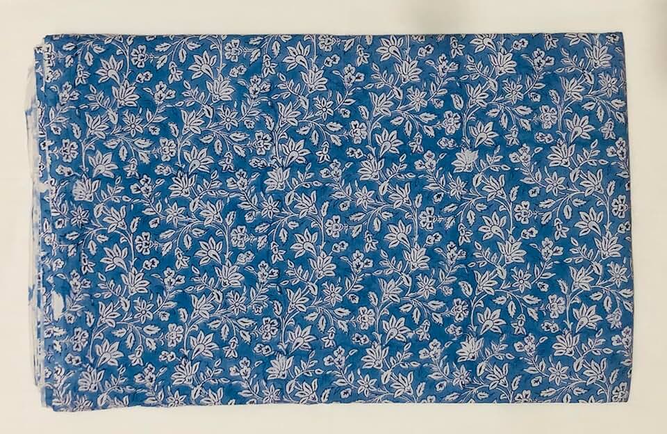 Aashita Creations 100% Cotton by The Yard Fabric I Dressmaking Rug Making Craft Sewing Materiel DIY Floral Print Fabric_1135