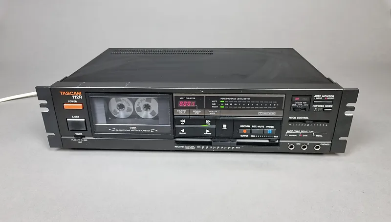 TASCAM 112R Professional Master Cassette Deck
