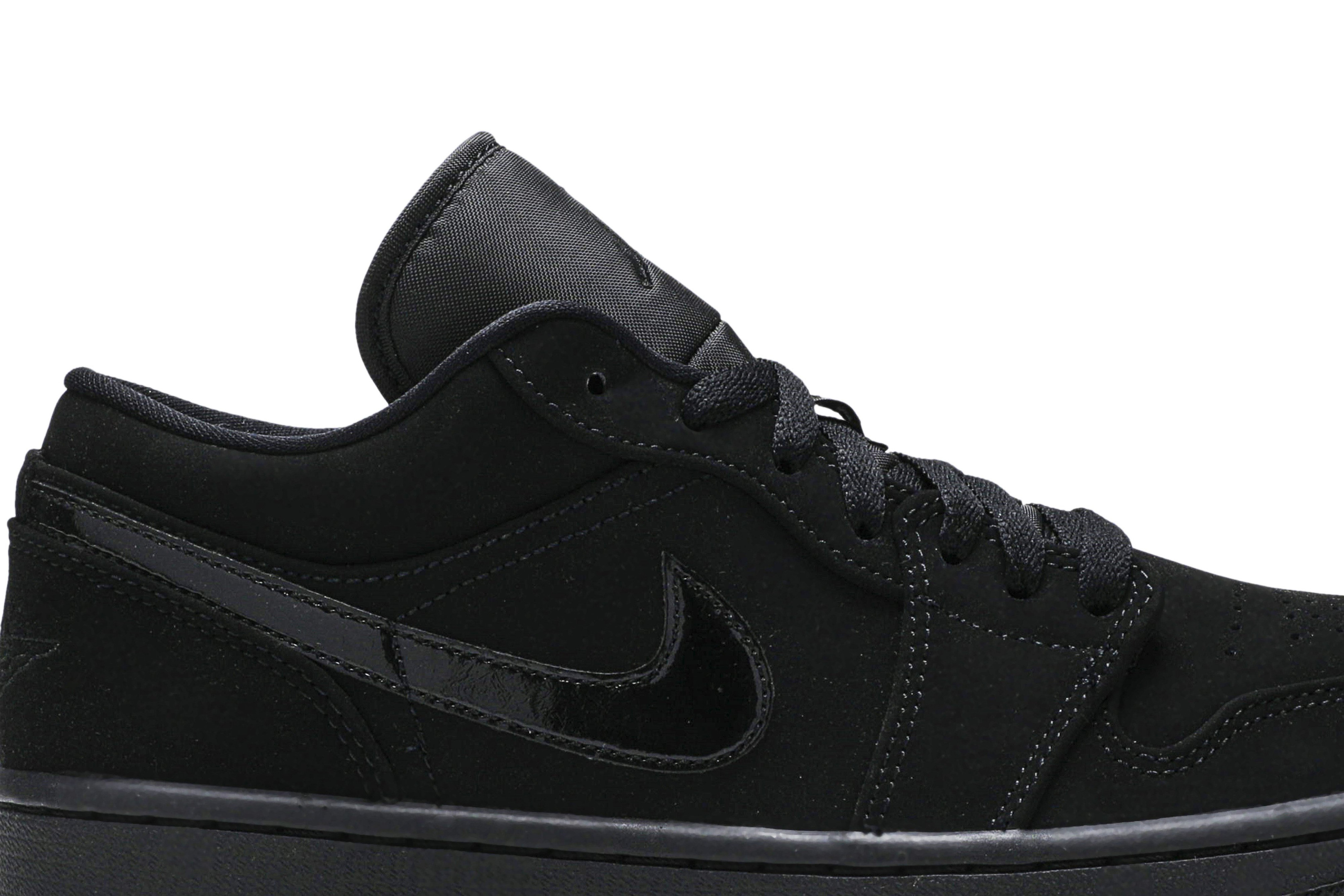 Air Jordan 1 Low 'Triple Black' 553558-056