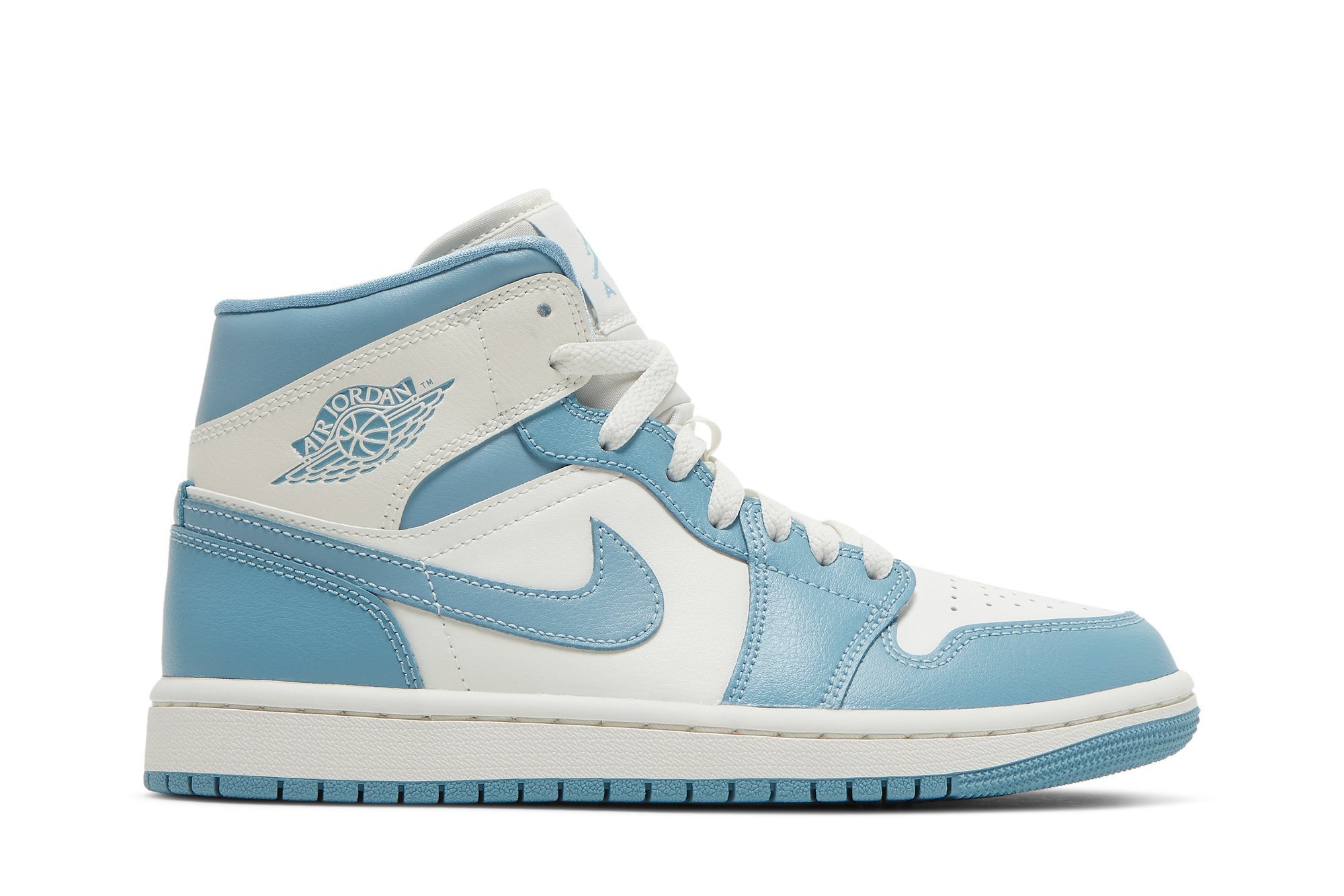 Wmns Air Jordan 1 Mid 'University Blue' BQ6472-141