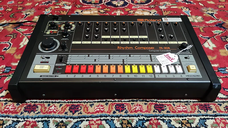 Roland TR-808 Rhythm Composer 1982 - Black (Serviced / Warranty)