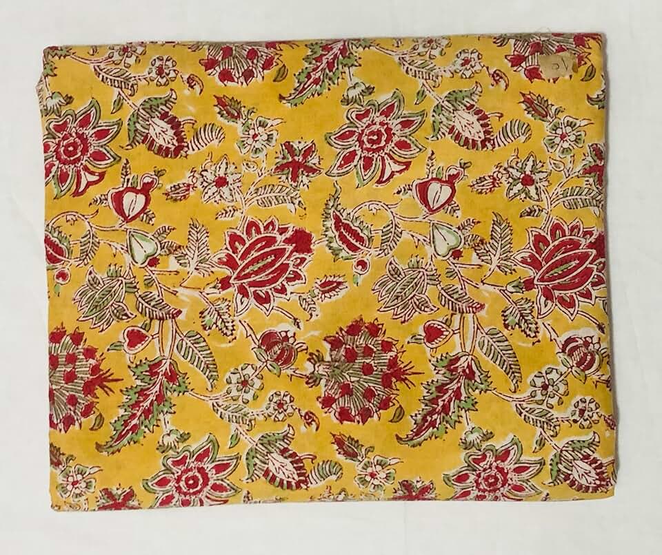 Aashita Creations 100% Cotton by The Yard Fabric I Dressmaking Rug Making Craft Sewing Materiel DIY Floral Print Fabric_1103