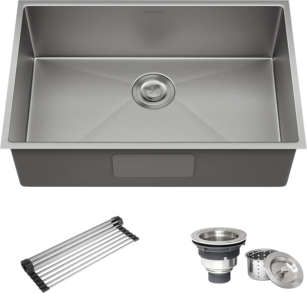 Undermount Kitchen Sink,Gaomasck 30 Inch Kitchen Sink，T-304 Stainless Steel Kitchen Sinks，16 Gauge Single Bowl Stainless Steel Kitchen Sink With Strainer & Drying Rack，30