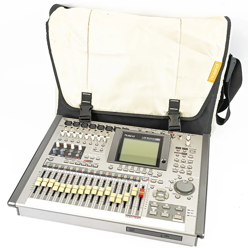 Roland VS-2000CD 24-Bit Digital Studio Workstation with Power Supply + Gigbag