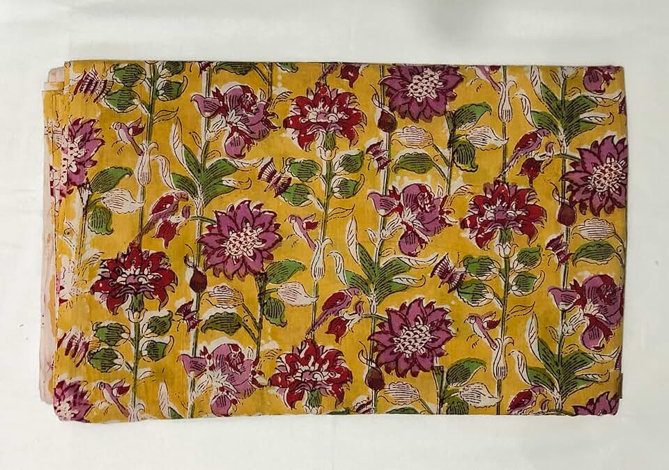 Aashita Creations 100% Cotton by The Yard Fabric I Dressmaking Rug Making Craft Sewing Materiel DIY Floral Print Fabric_1119