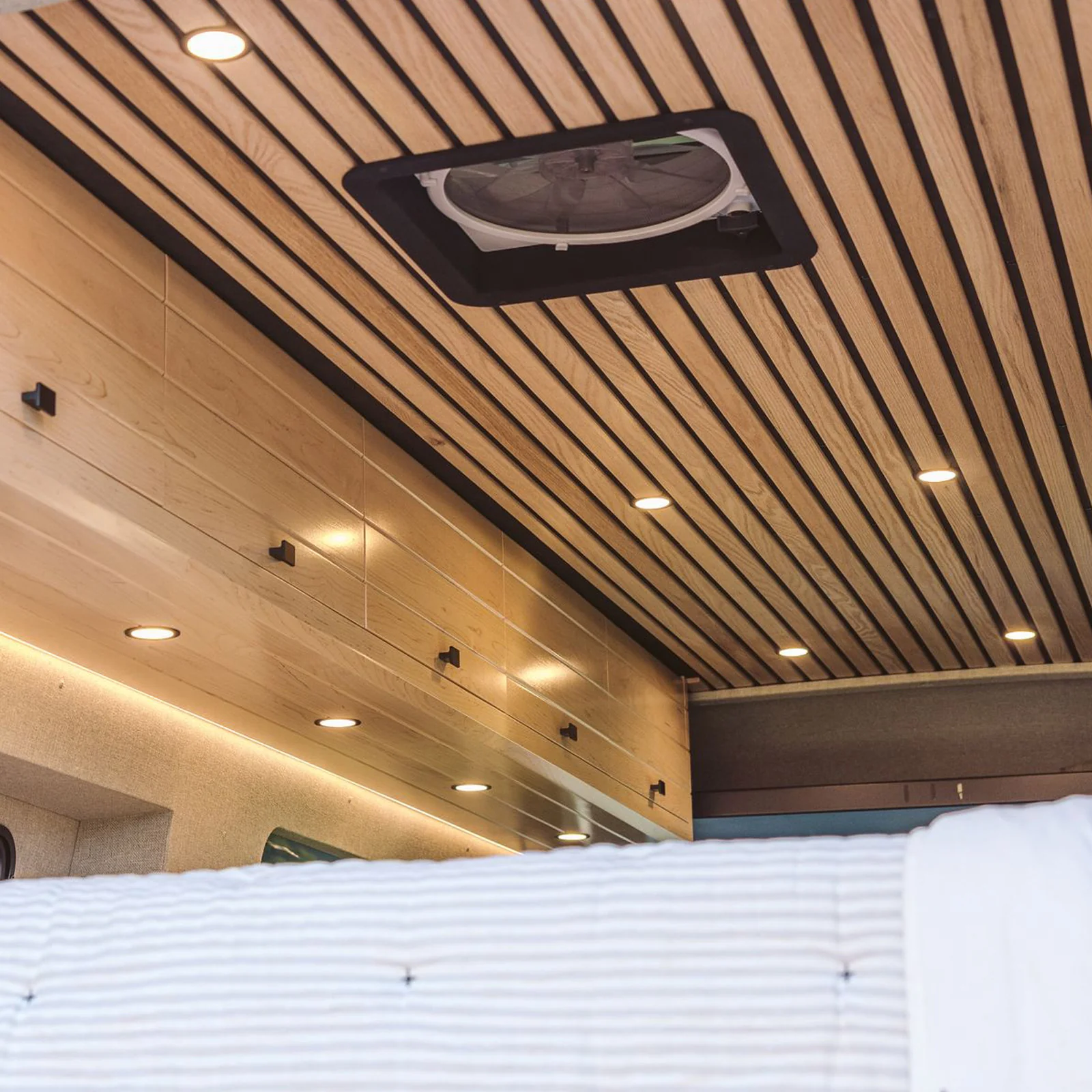 Universal MaxxFan Vent Fan