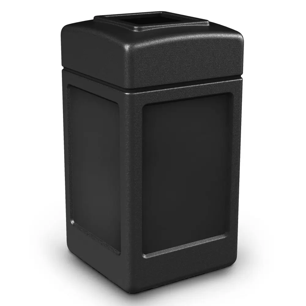Commercial Zone 38 gal. Square Commercial Trash Can