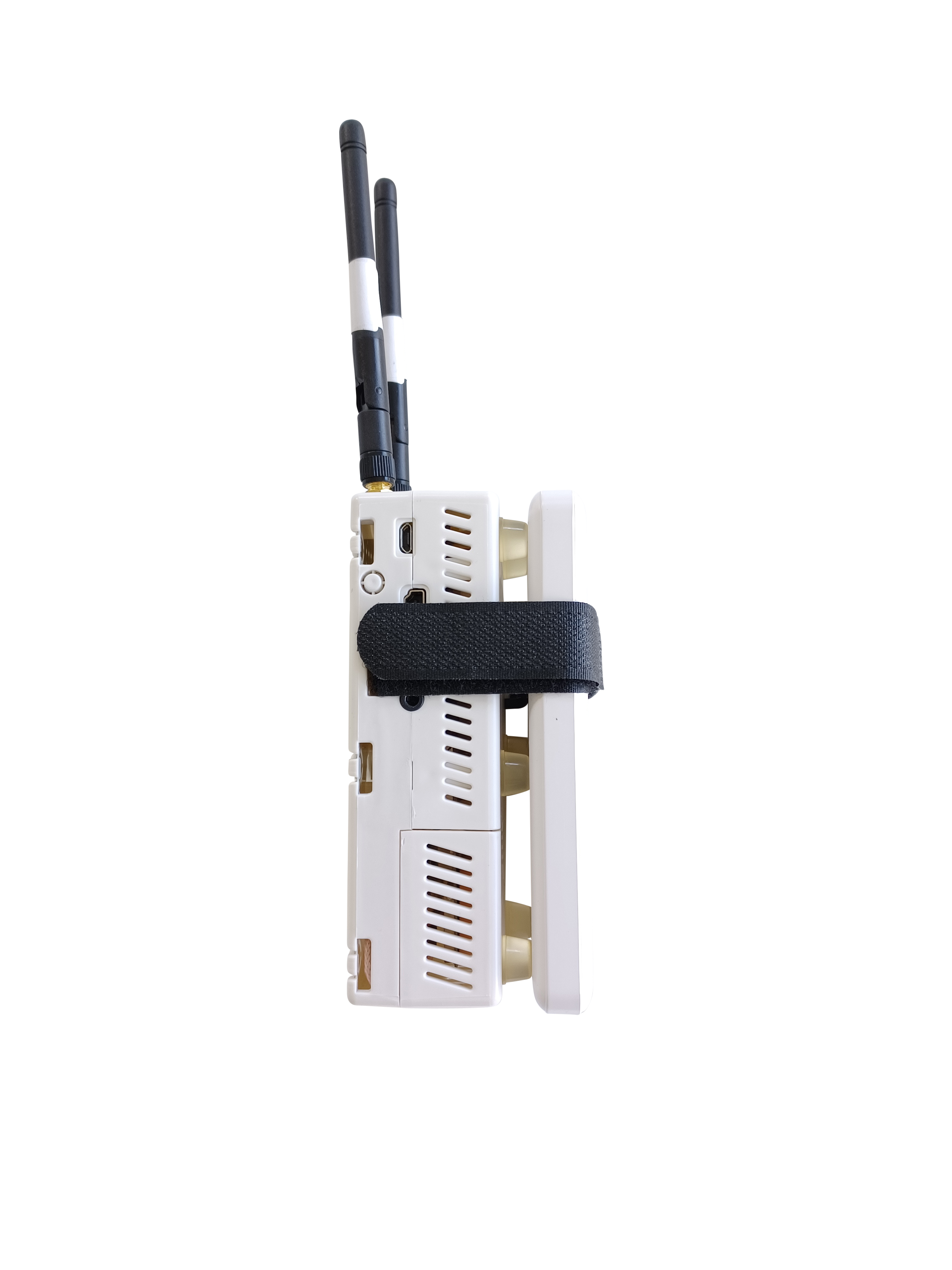 New STRATUX ADS-B RECEIVER, with GPS and AHRS Dual Band WAAS Traffic and weather