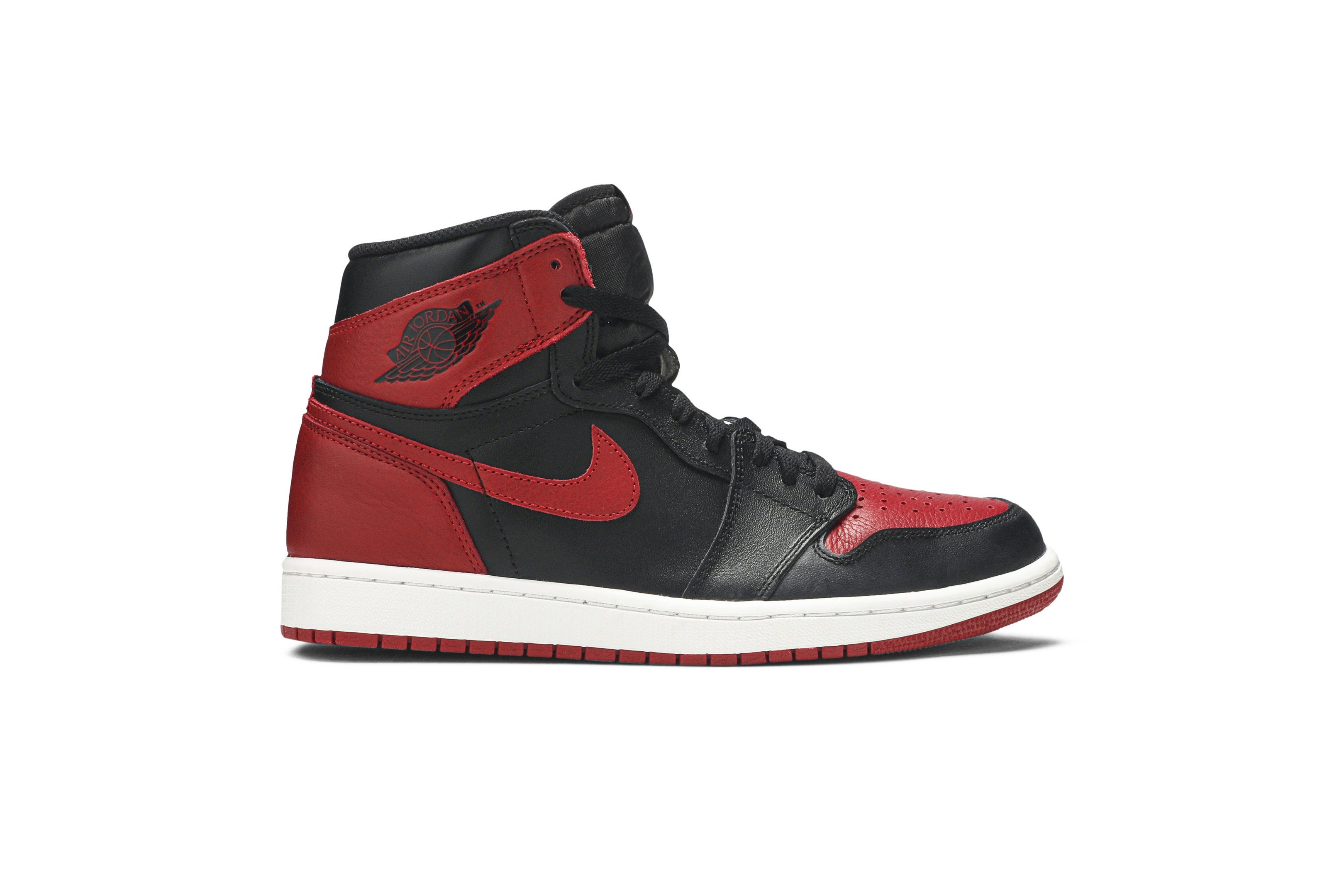Air Jordan 1 Retro High OG 'Banned' 2016 555088-001
