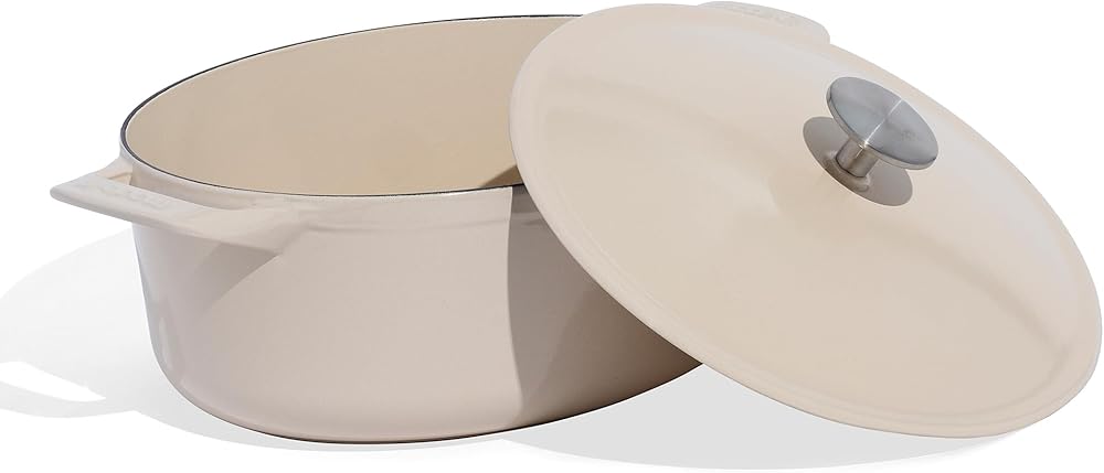 Made In Cookware - Oval Dutch Oven 7.5 Quart - Linen - Enameled Cast Iron - Exceptional Heat Retention & Durability - Professional Cookware - Crafted In France - Induction Compatible