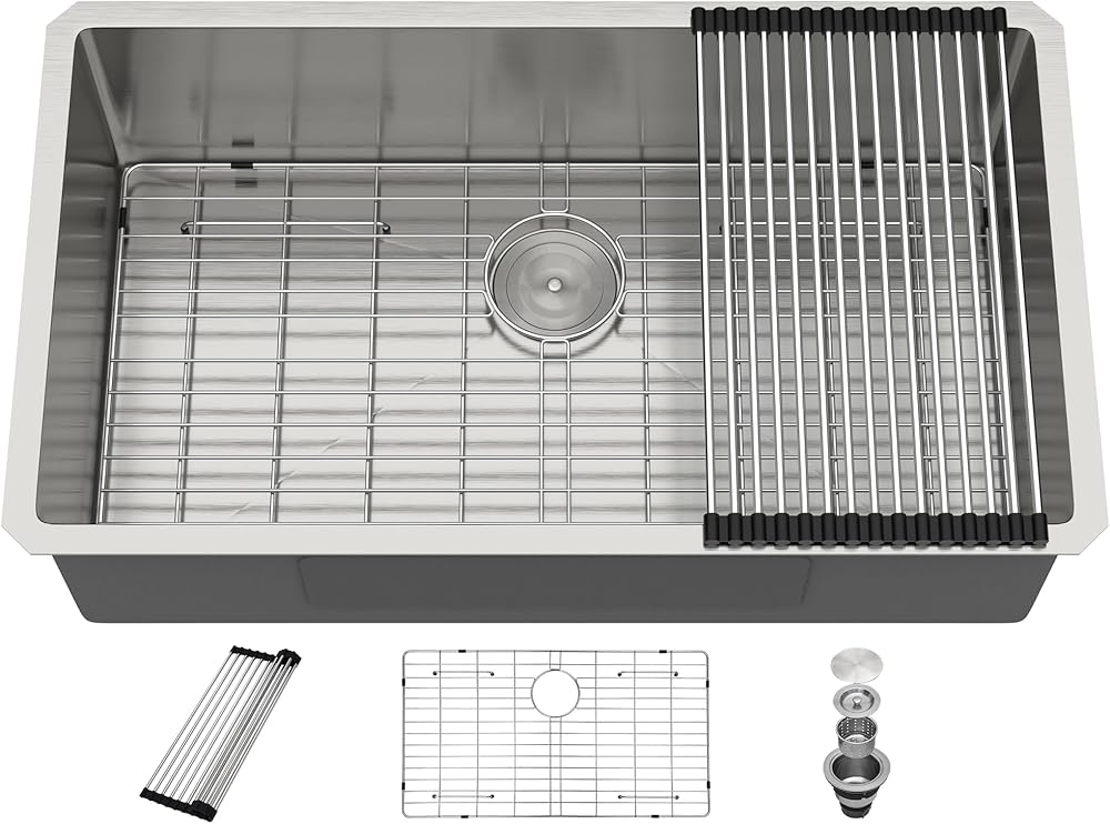 Dcolora 32 Inch Undermount Kitchen Sink 16 Gauge Hand welding Stainless Steel Classic Brushed Large Single Bowl Kitchen Sink, Round Corner 32