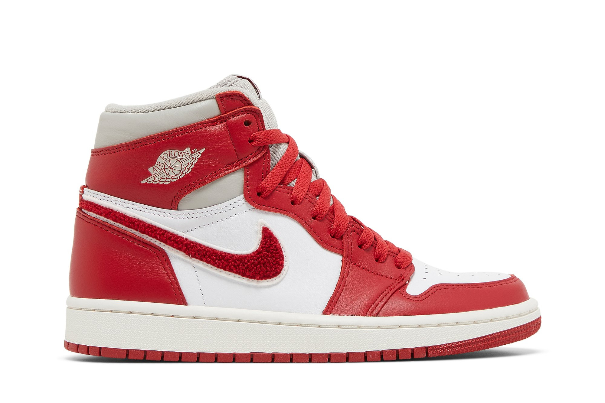 Wmns Air Jordan 1 High OG 'Newstalgia Chenille' DJ4891-061